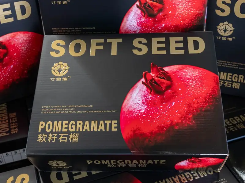 How to turn a packaging photo into a workable fruit-buying brief